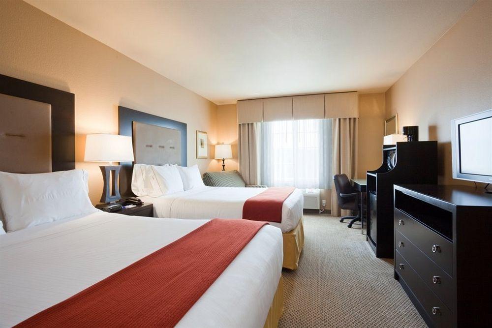 Holiday Inn Express Hotels & Suites Cuero By Ihg Eksteriør billede